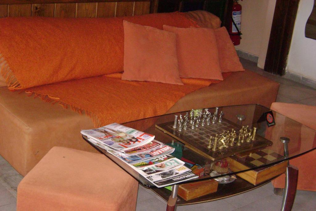 Philoxenia By Kyriakakou Aparthotel Agia Marina  Bagian luar foto